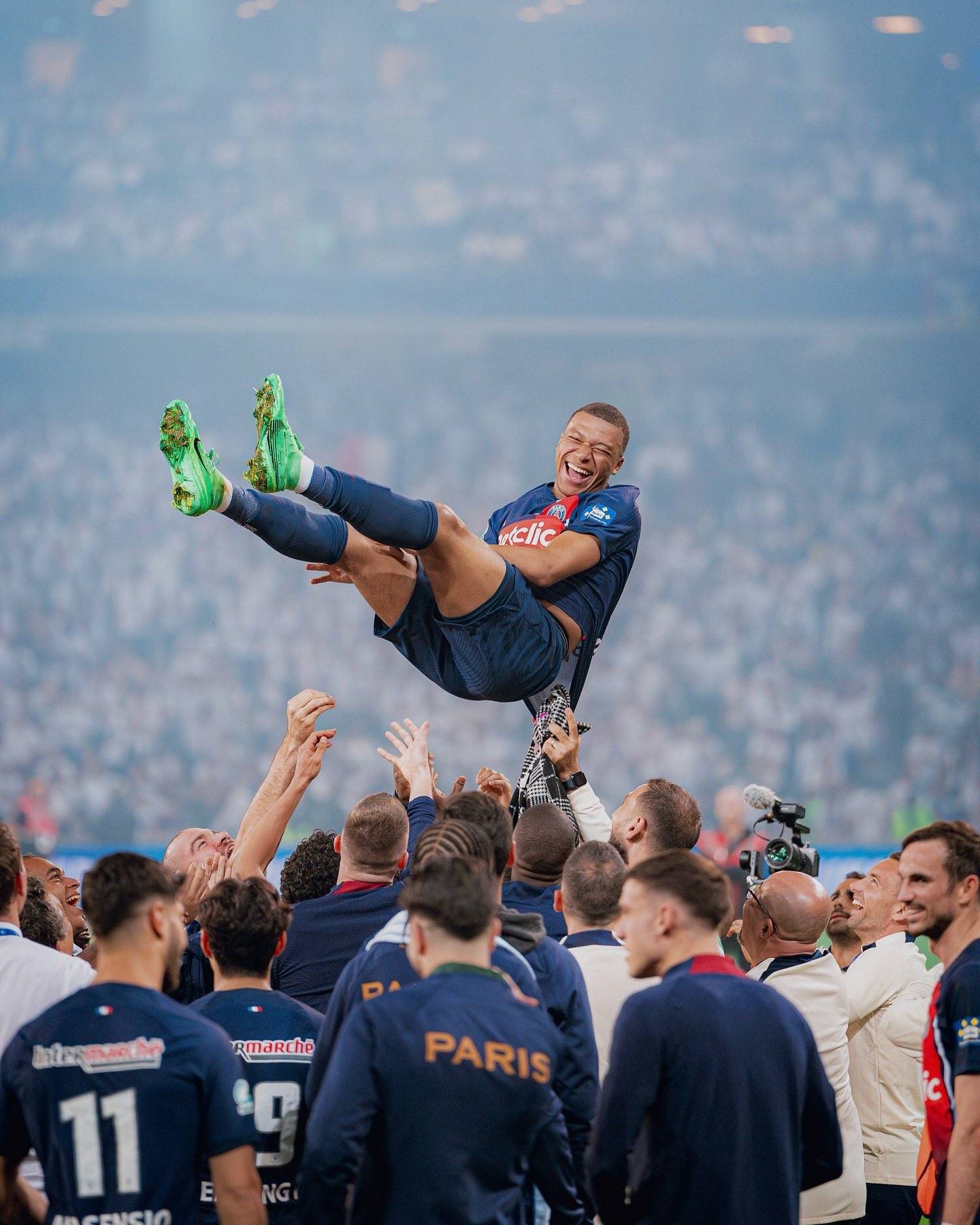 包含欧联倒计时,巴黎圣日耳曼转会期远射贴柱,细节引发关注,更衣室稳定,控场能力受关注的词条 包含欧联倒计时,巴黎圣日耳曼转会期远射贴柱,细节引发关注,更衣室稳定,控场能力受关注的词条