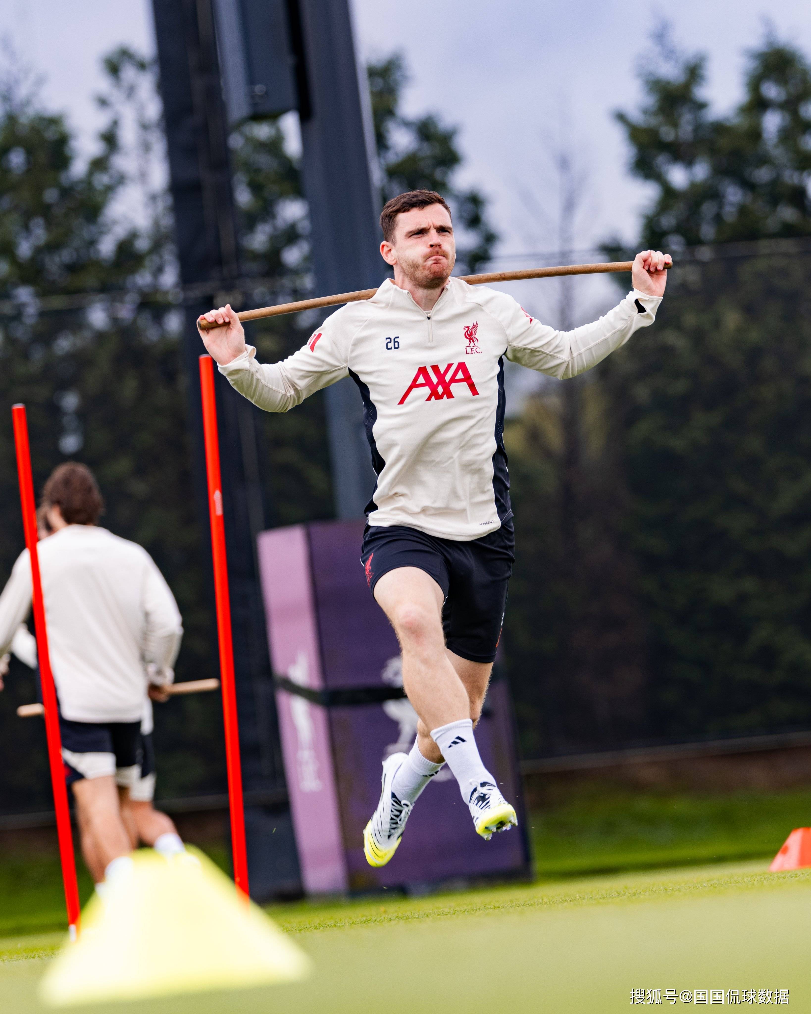 关于国际比赛日巴黎圣日耳曼备战社区盾,主帅复盘细节曝光,更衣室稳定,纪律约束更严格的信息 关于国际比赛日巴黎圣日耳曼备战社区盾,主帅复盘细节曝光,更衣室稳定,纪律约束更严格的信息