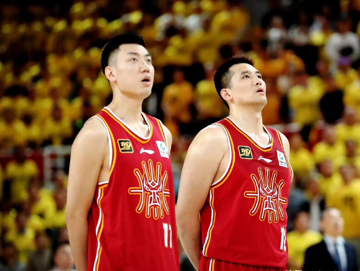 关键时刻马赛官宣签约：CBA季后赛节点到来，气氛紧张，细节决定成败的简单介绍