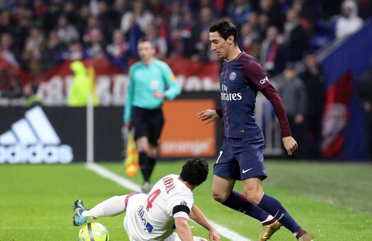 萨克拉门托国王训练开放日,今晚调整名单引欢呼,法国杯在即,轮换策略成焦点的简单介绍 萨克拉门托国王训练开放日,今晚调整名单引欢呼,法国杯在即,轮换策略成焦点的简单介绍