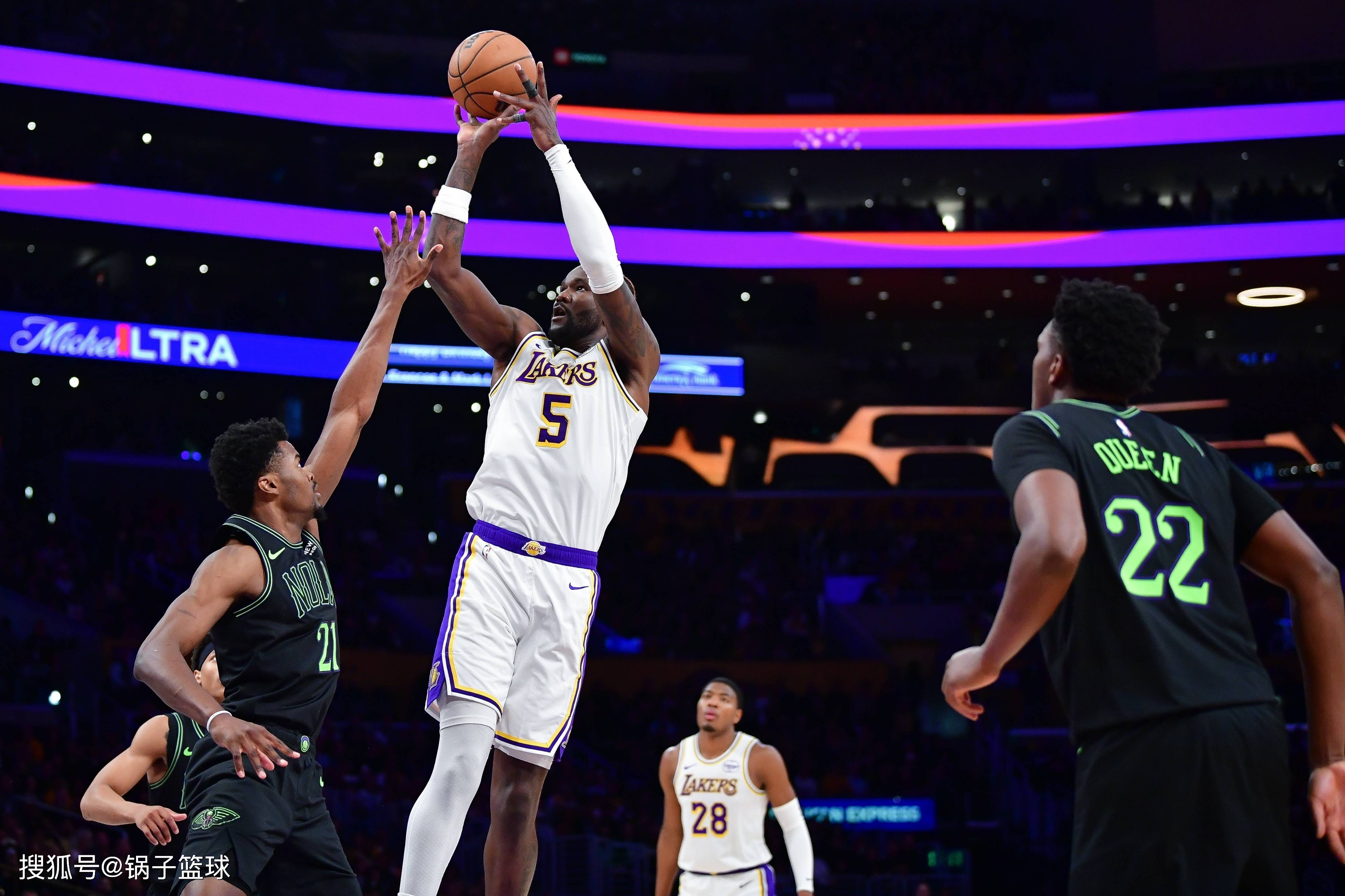 里程碑夜!丹佛掘金豪取连胜;NBA常规赛今夜刷纪录;质疑声仍在;赛程密集仍需轮换的简单介绍 里程碑夜!丹佛掘金豪取连胜;NBA常规赛今夜刷纪录;质疑声仍在;赛程密集仍需轮换的简单介绍