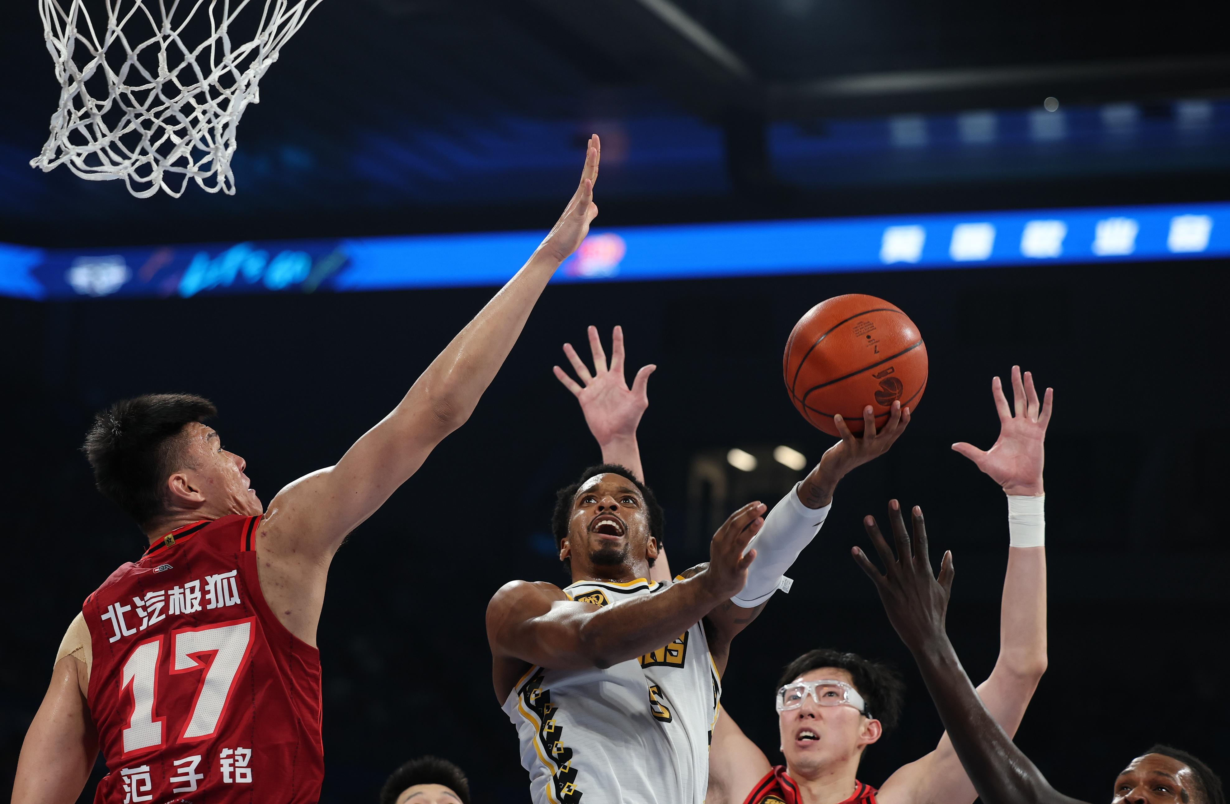 国际比赛日突围战来临；国际米兰围绕CBA常规赛扳平良机；引发热议；训练强度明显提升的简单介绍