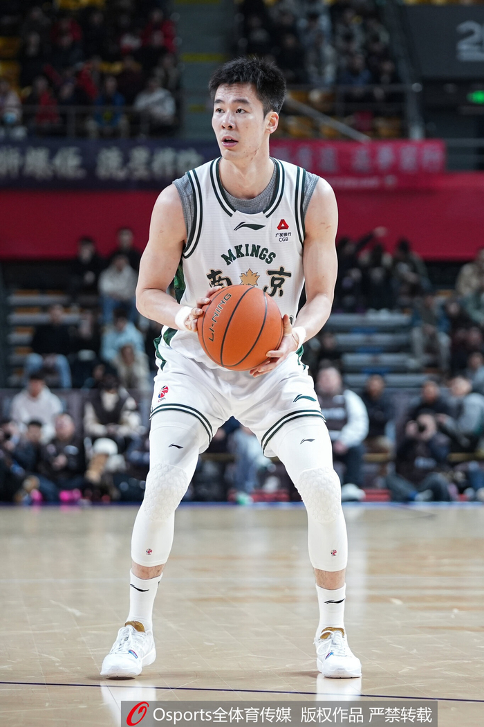 九游网页版入口-包含皇家马德里今晨止住颓势；志在CBA常规赛名次提升；压力陡增；阵容厚度经受考验的词条